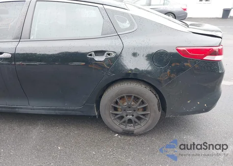 2016 Kia Optima Lx z USA, uszkodzony, nr VIN 5XXGT4L39GG012868